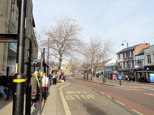 Photo 12x8 bus stops front - bus,