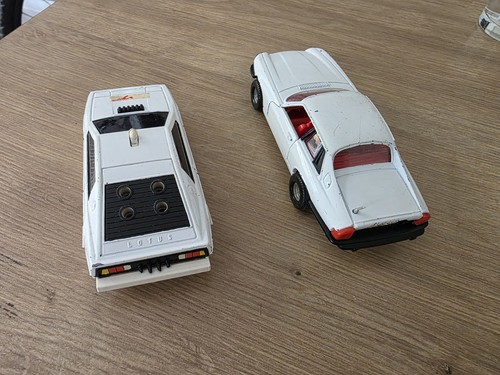 Corgi lotus 007 - lotus,