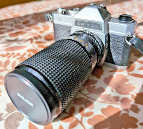 Chinon 35mm slr film camera - cs,