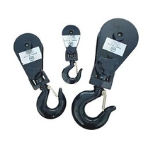 Self locking snatch - snatch, with