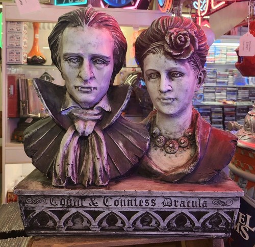 Grandin road count dracula - grandin,
