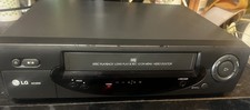 LG AC250i video cassette recorder VHS video tape retro vintage player 