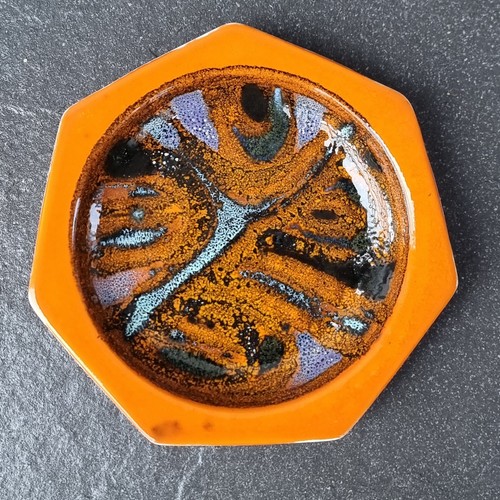Poole pottery delphis pin - delphis,