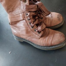 Dr Martens Triumph Aimilita