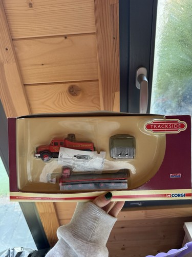 Corgi trackside scammell - corgi,