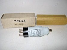 MAZDA VP1322 VALVE ( NEW OLD STOCK )