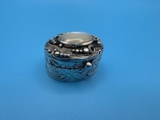Stunning Hallmarked Sterling Silver & Mother of Pearl Pill Box
