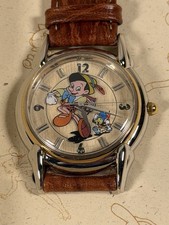 DISNEY COLLECTORS' FOSSIL