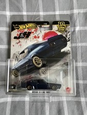 Hot Wheels Premium Nissan Skyline 2000GT-R LBWK With Protective Case. New