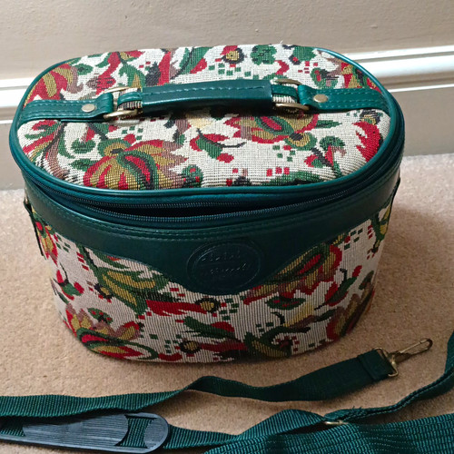 Metropolis vintage floral hard - metropolis,