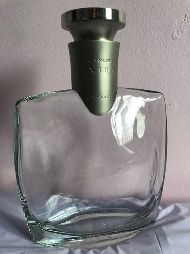 Authentic empty camus extra - empty,