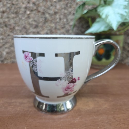 Fox and ivy alphabet mug - fox, "h"