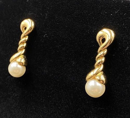 Sphinx pierced dangle earrings - sphinx,