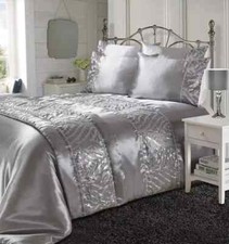 Elegant Shimmer Silk Duvet Cover Pillowcase Stitched Diamante Sequin Bedding Set