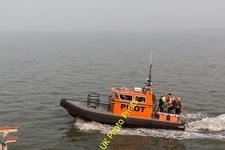 Photo 6x4 Pilot Boat Leaving the "Waverley" near  Whitstable, Kent  c2015
