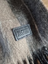 Hugo Boss Gents Rectangular Fringe Scarf New Grey