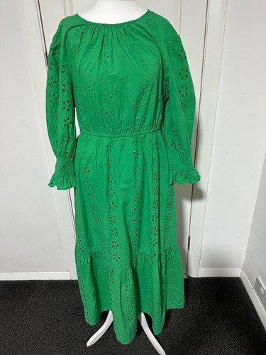Holly willoughby emerald - holly,