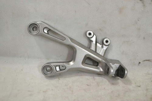 Yamaha mt10 footrest - mt-10,