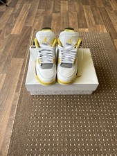 Air Jordan 4 Vivid Sulfur