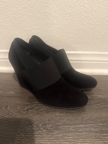 Stuart weitzman black wedge - weitzman,