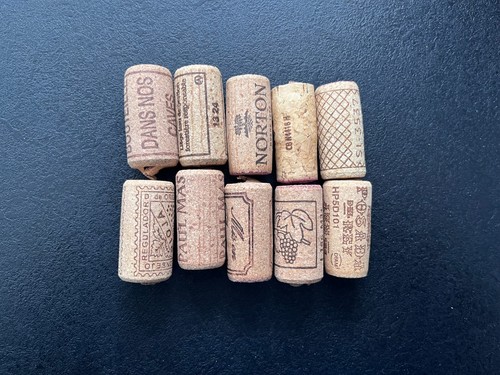 Mixed used wine bottle - mixed,