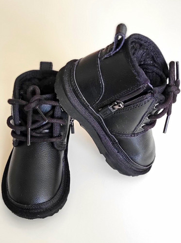 Ugg baby todler genuine - baby/todler,