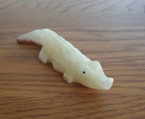 Natural carved onyx - , alligator