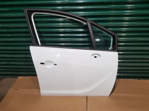 2013 vauxhall meriva front - 2013, b