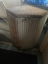 VINTAGE LLOYD LOOM LUSTY