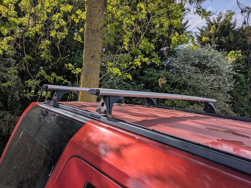Discovery roof bars - discovery,