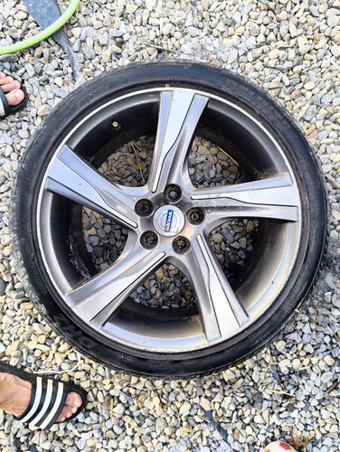Volvo design ixion alloy - r-design,