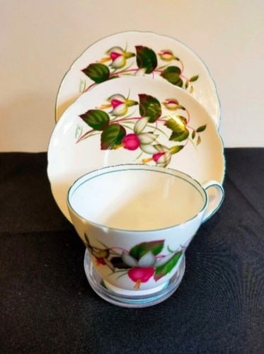 Shelley teacup trio - shelley, cappers