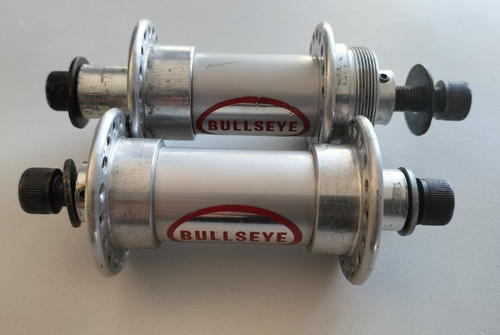 Bullseye vintage old school - old,