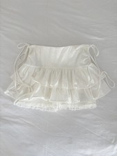 shushucherry white lace ruffle