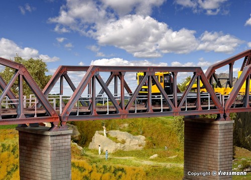Single track steel truss
