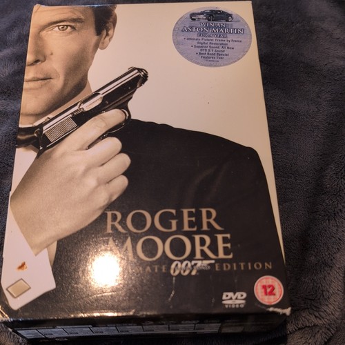 James bond 007 the - james, moore