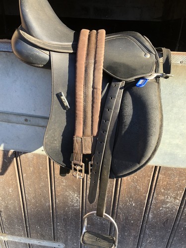 16inch wintec saddle - wintec,