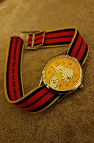 Crater peanuts snoopy watch - crater,