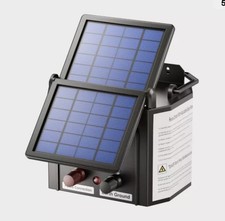 Solar electric fence energiser ?Used For A Few Weeks