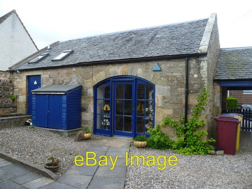 Photo 6x4 wemyss ware visitor - 6x4,
