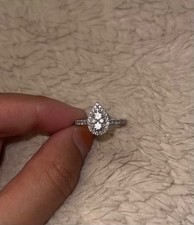 18ct white gold, 0.75ct