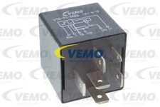 Wiper relay V15-71-0025 VEMO