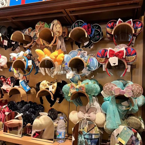 200 styles disney parks - 200,