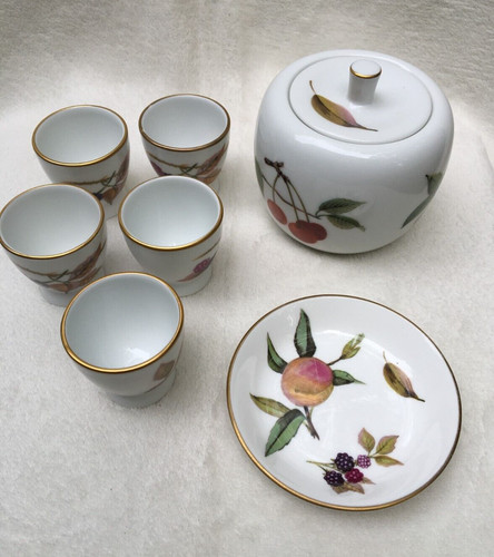 Vintage royal worcester set - royal,