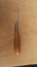 Readicut latchook tool for rug