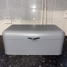  Kitchen Bread Bin, grey +silver handle  L: 42cm x W: 22.5cm x H: 16cm)