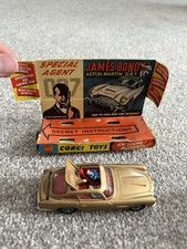Original Corgi 261 - James