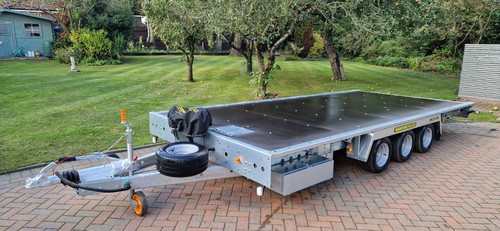 Woodford car trailer - woodford, bed