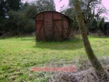 PHOTO  DISUSED RAILWAY CARRIAGE PURTON STANDING IN A FIELD IN PURTON THIS DISUSE