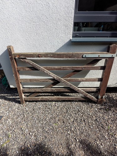 Used wooden gate 4 with - wooden, x
